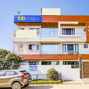 3* Hotel Fabhotel Water Vibe