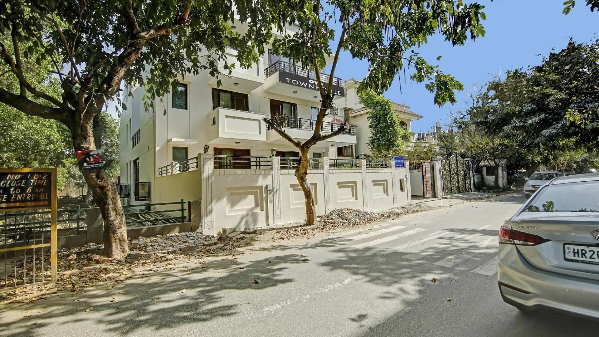 Collection O Imperial Oak Near Leisure Valley Park Gurgaon 4*,